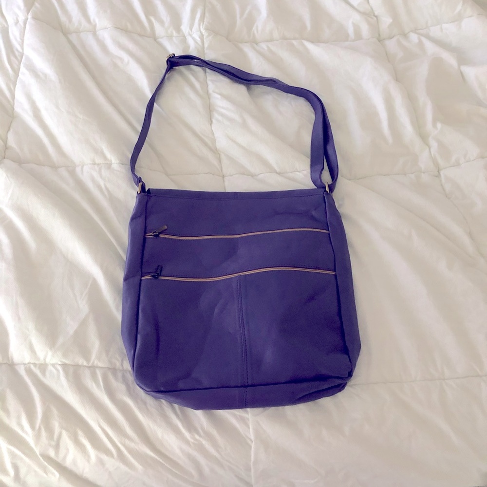 Large Crossbody Purse. Soft Leather. Purple.